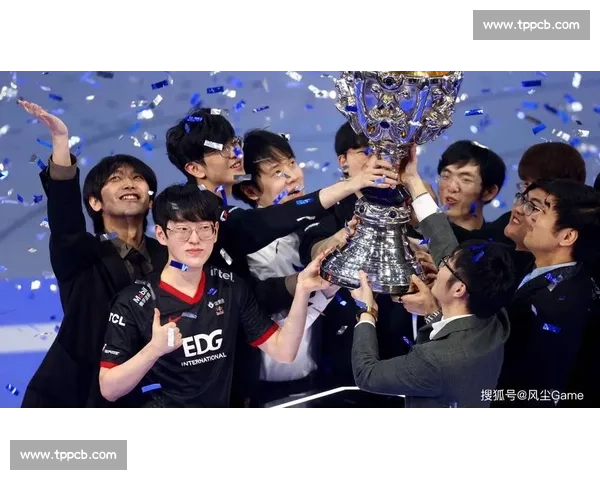 战术博弈，XX战队如何赢得LPL总决赛冠军教练组功不可没！